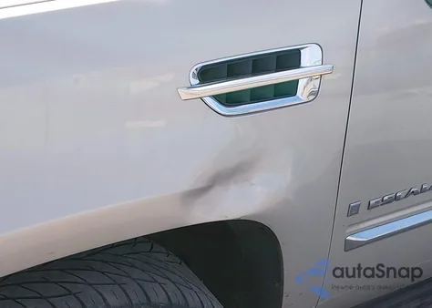 2007 Cadillac Escalade Esv Standard z USA, uszkodzony, nr VIN 1GYFK66847R265444